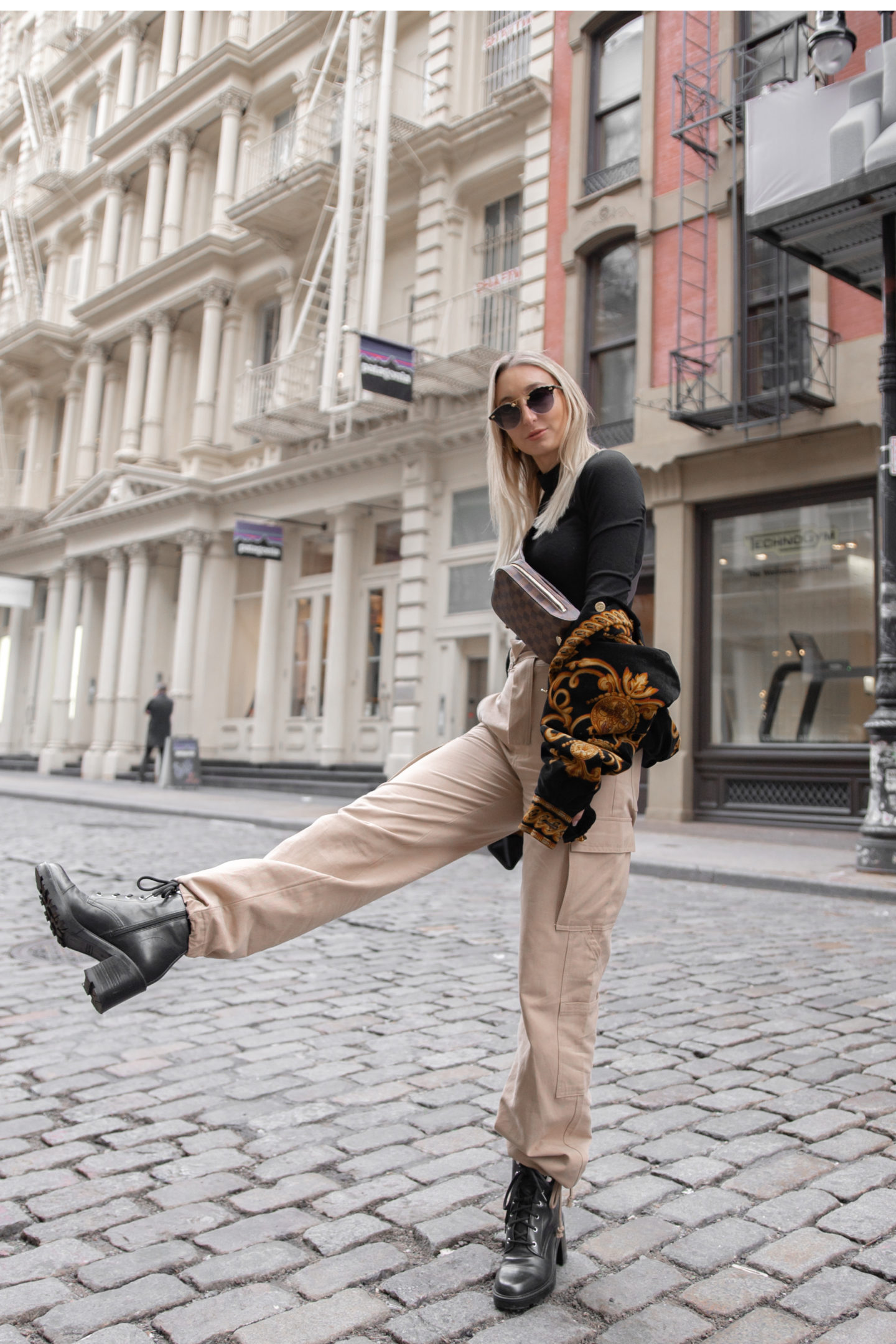 Cargo Pants, NYFW Street Style - Chiara  Брюки карго, Уличный