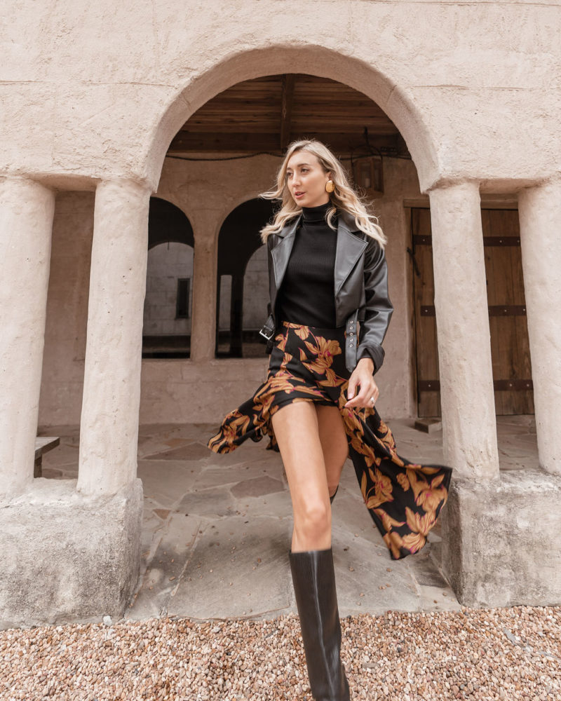 Castle in The Woods: Edgy Midi Skirt Style - Chiara